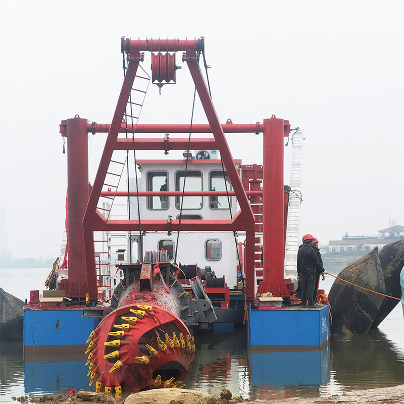 Mesin Pengerukan Pasir Kapal Keruk Sungai